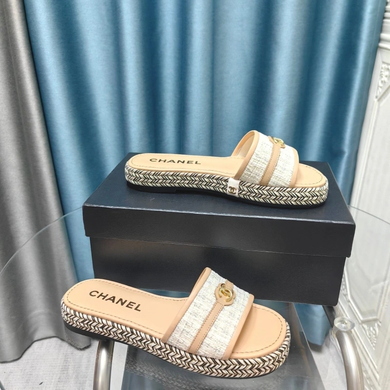 HighQuality Chxnxl Sandals 130980
