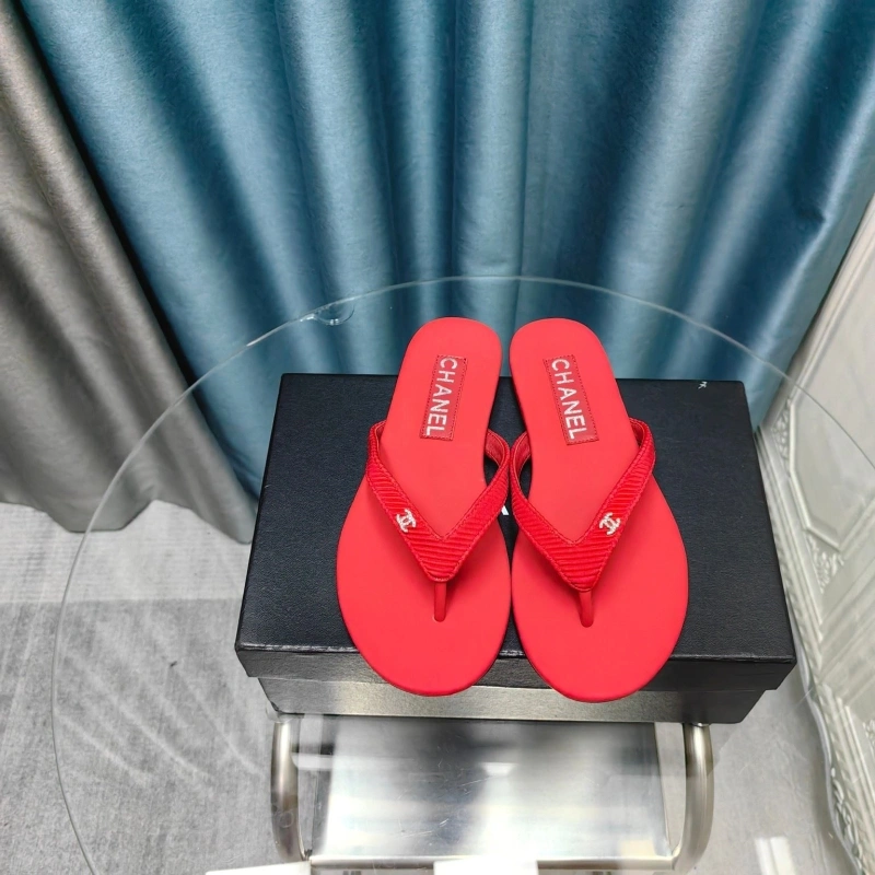 Durable Chxnxl Slippers 130405