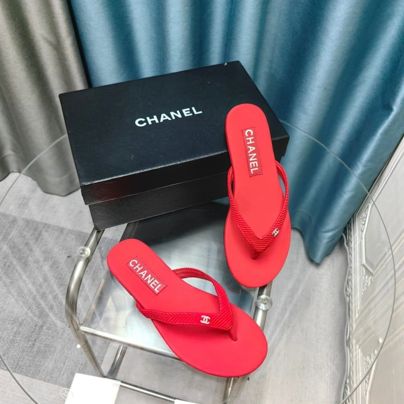 Durable Chxnxl Slippers 130405