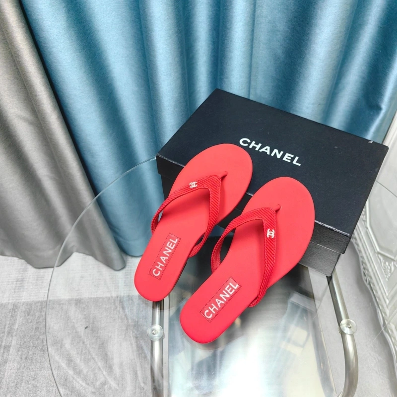 Durable Chxnxl Slippers 130405