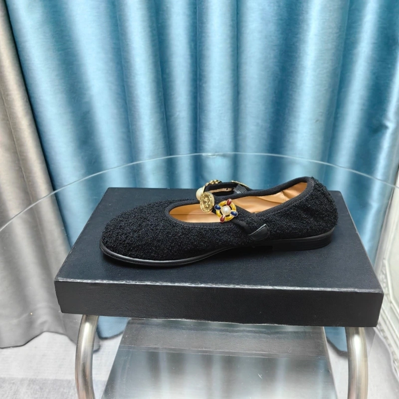 Soft Chxnxl Flat Shoes 131736