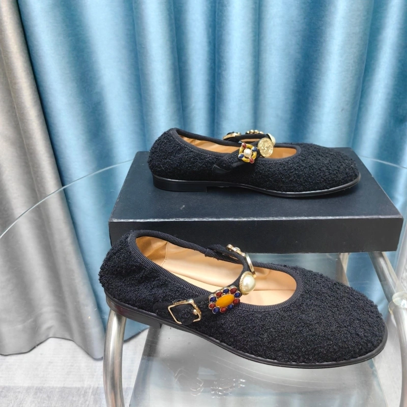 Soft Chxnxl Flat Shoes 131736
