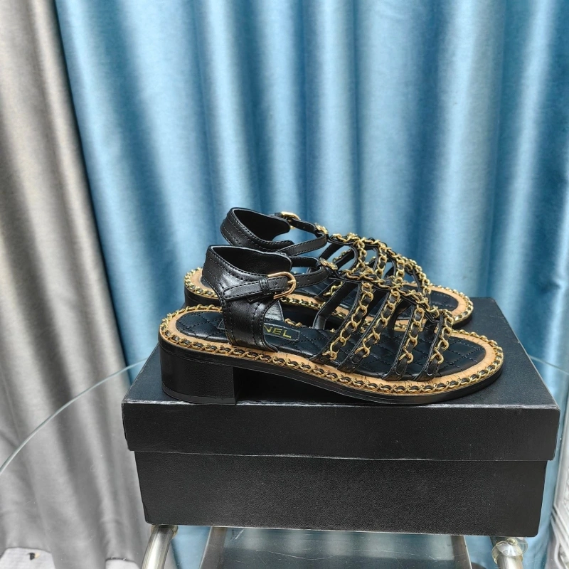 EyeCatching Chxnxl Sandals 130973