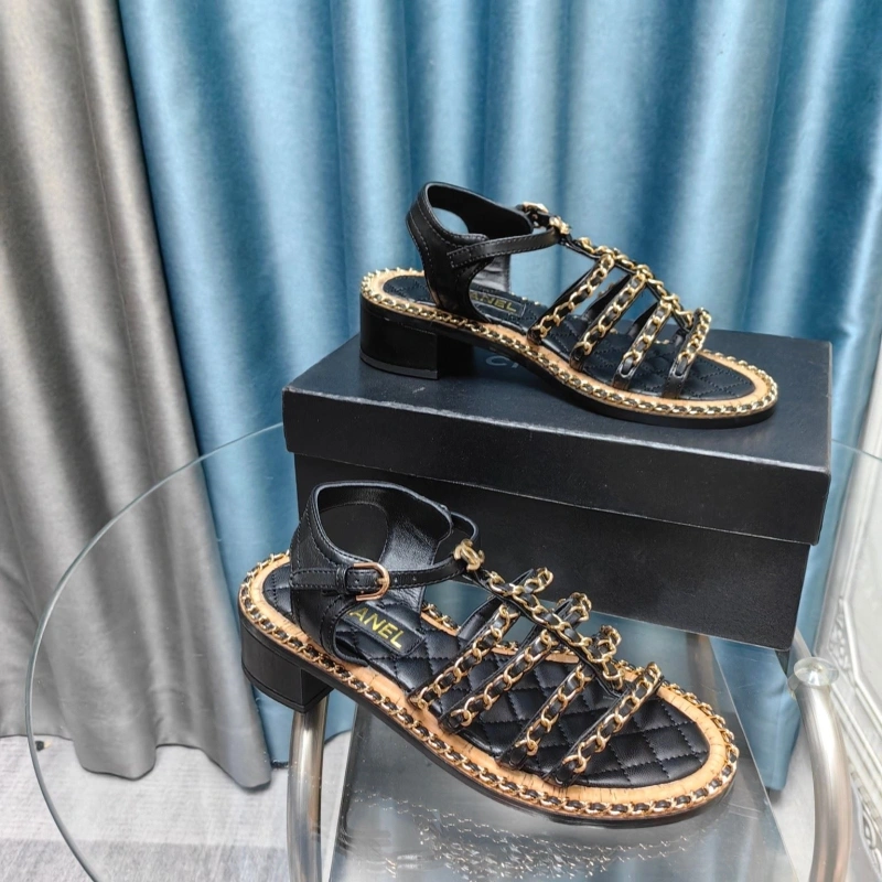 EyeCatching Chxnxl Sandals 130973