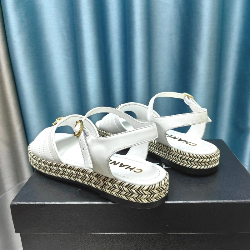 EasyMatch Chxnxl Slippers 130423