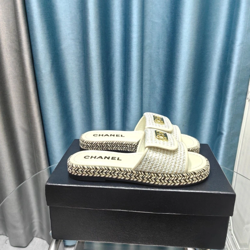 EyeCatching Chxnxl Sandals 130966