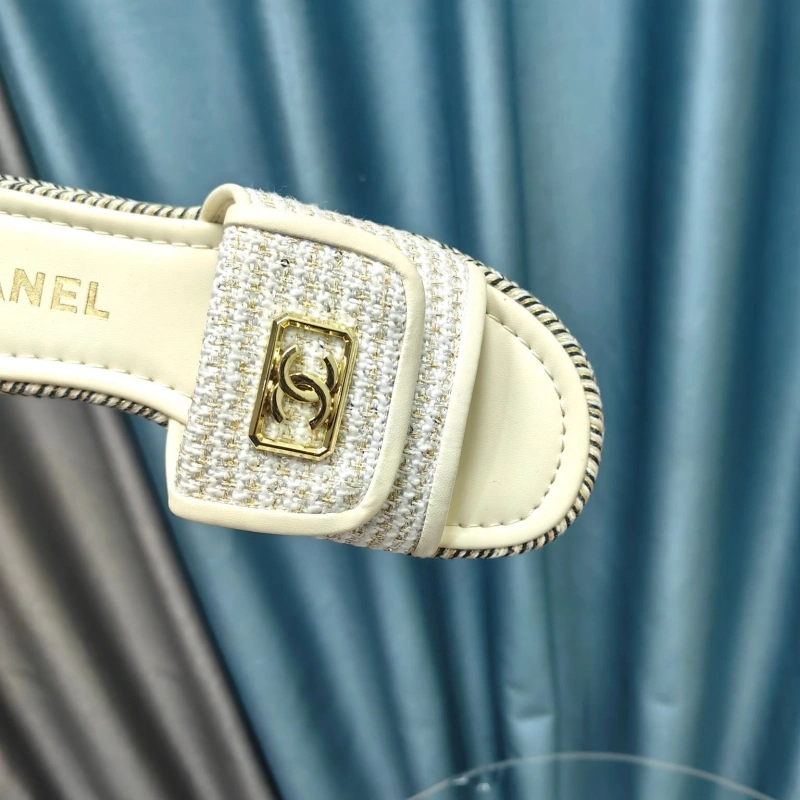 EyeCatching Chxnxl Sandals 130966