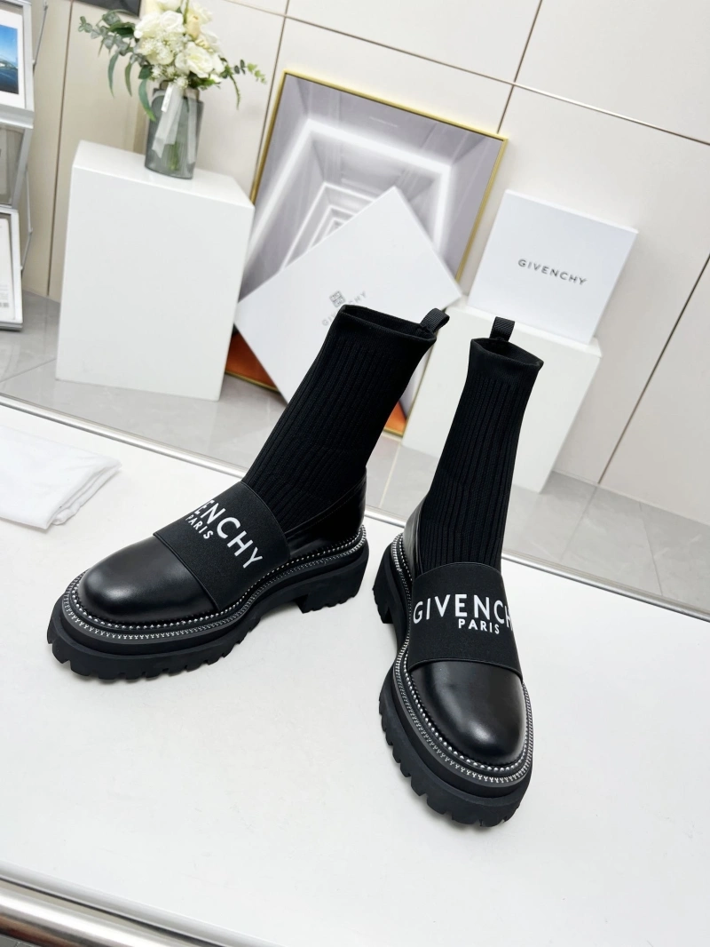 Gxvxnchy Boots Sophisticated 154562
