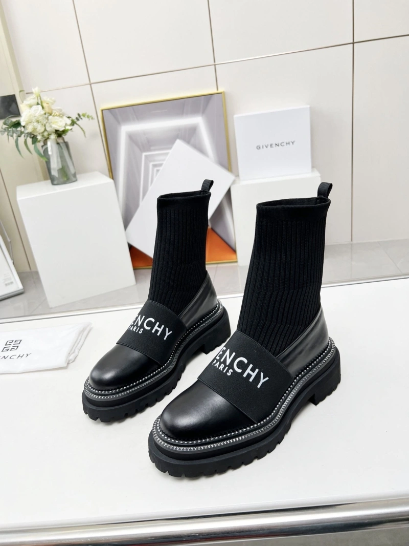 Gxvxnchy Boots Sophisticated 154562