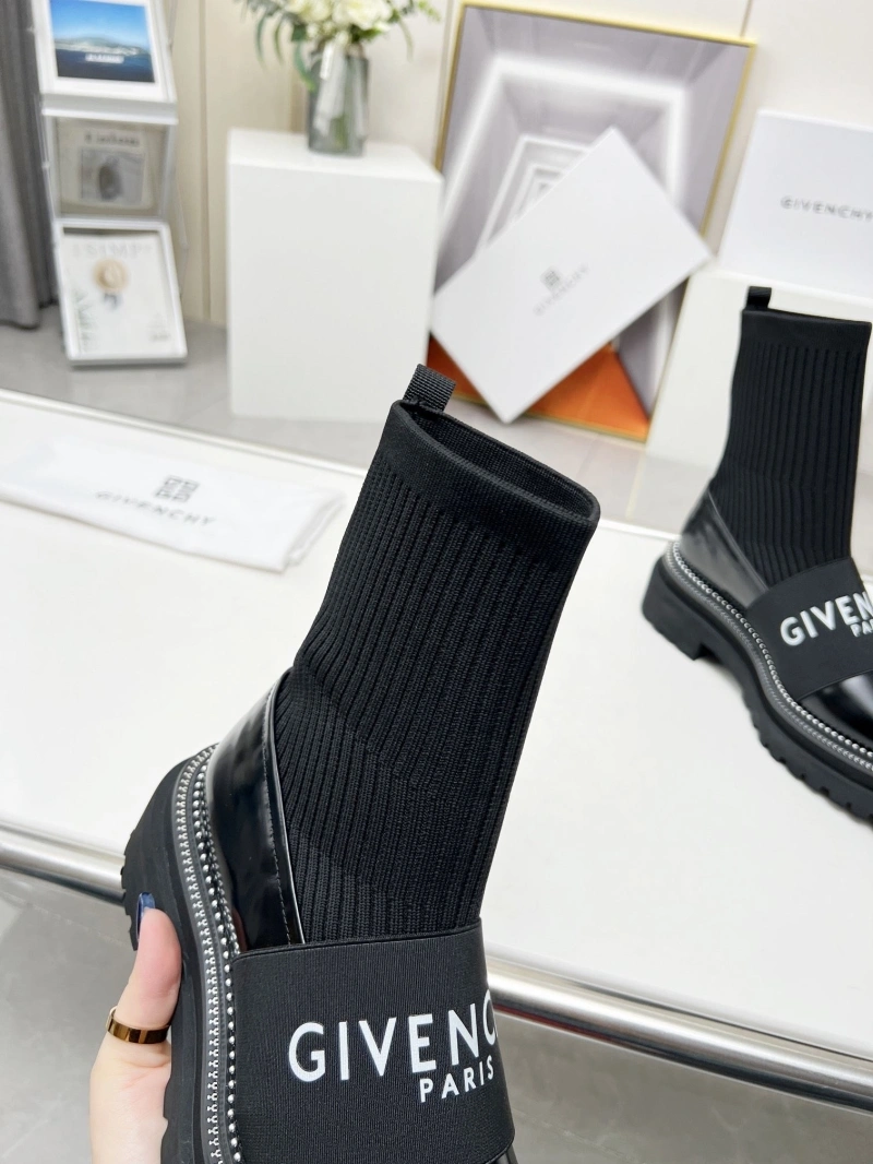 Bold Gxvxnchy Boots 154553