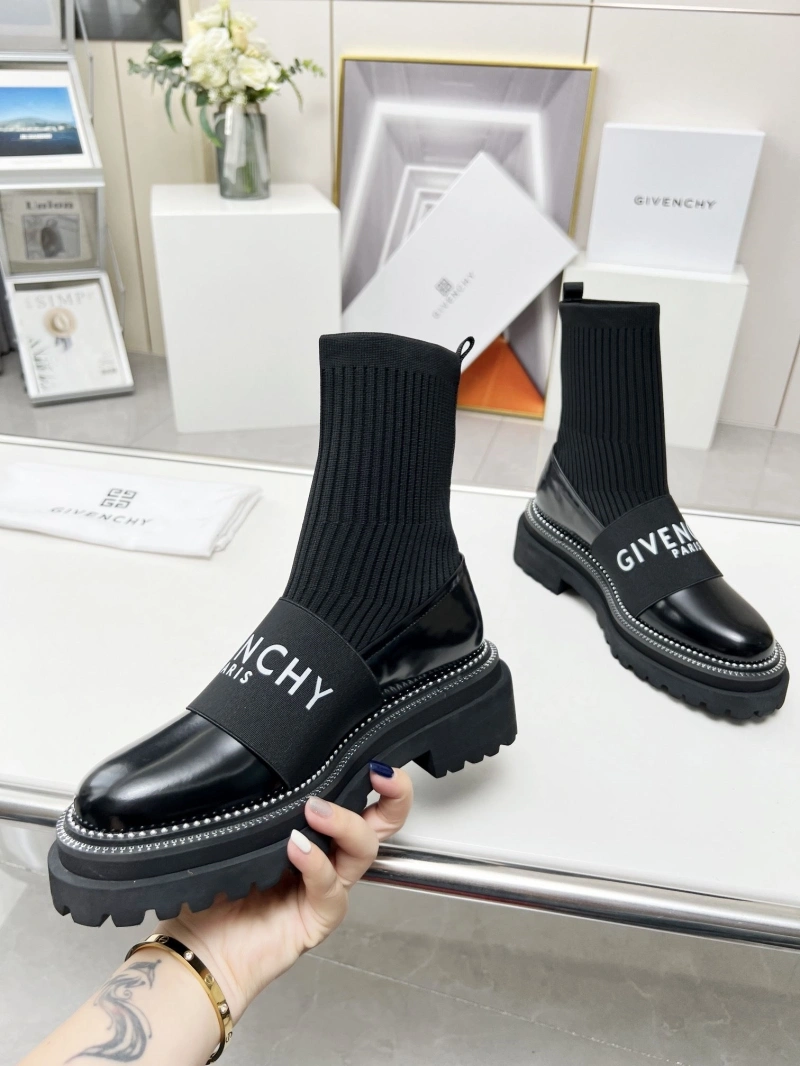 Bold Gxvxnchy Boots 154553