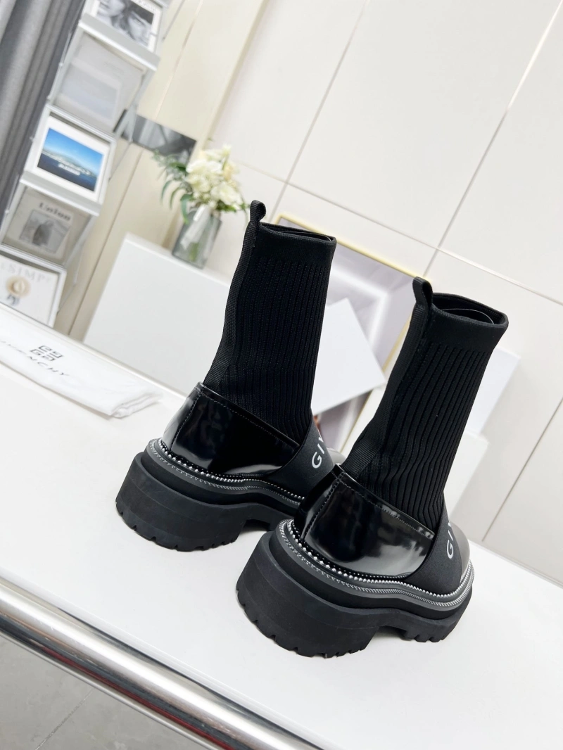 Bold Gxvxnchy Boots 154553