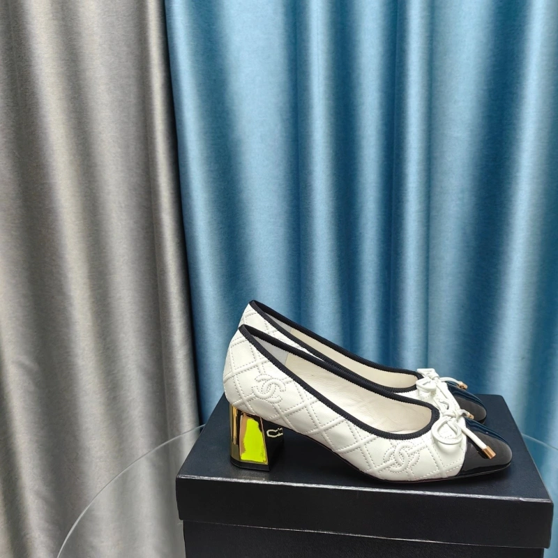 Bright Chxnxl High Heels 131519