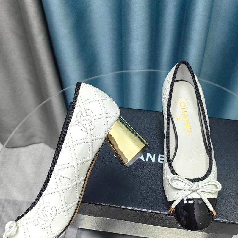 Bright Chxnxl High Heels 131519