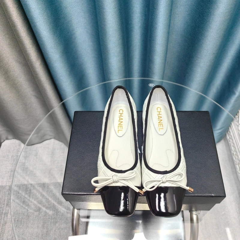 Classic Chxnxl Flat Shoes 131717