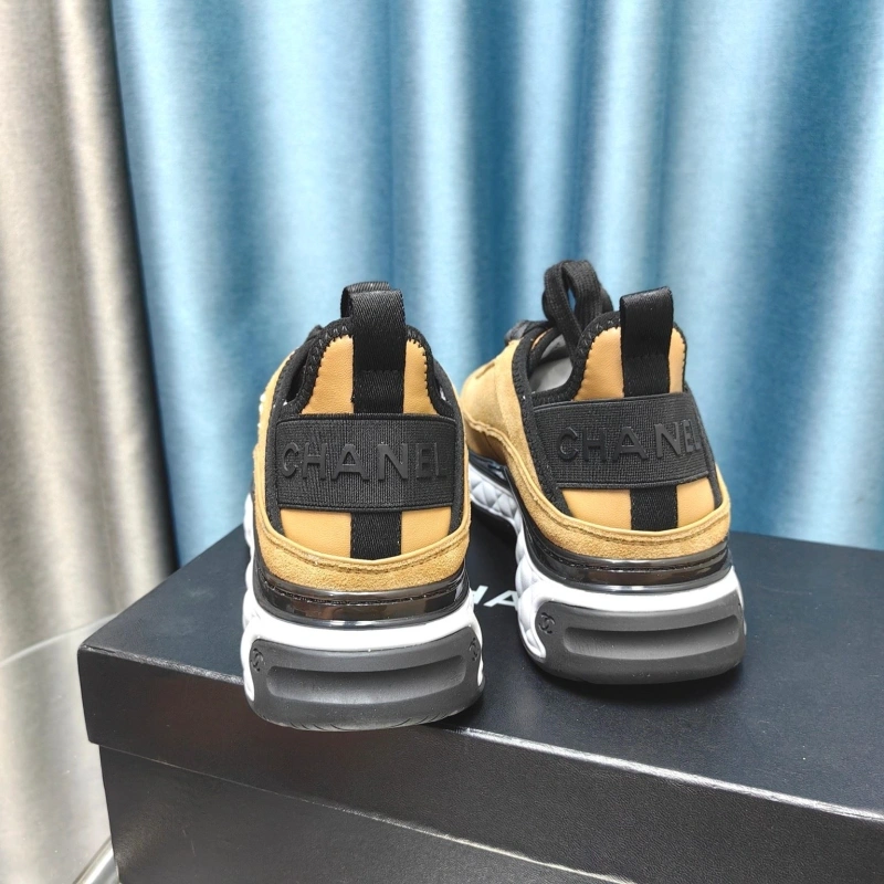 Durable Chxnxl Sneakers 132097