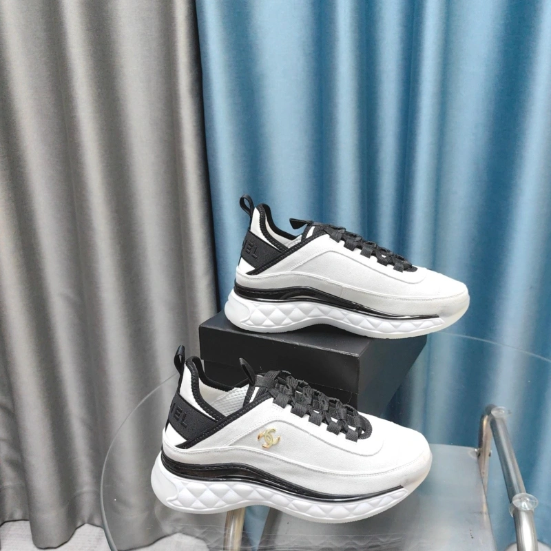 WellDesigned Chxnxl Sneakers 132098
