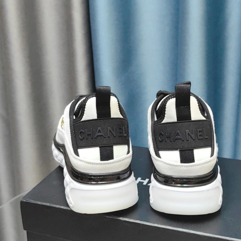 WellDesigned Chxnxl Sneakers 132098