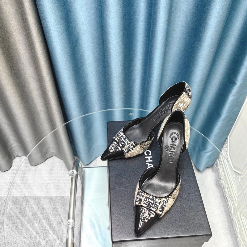 Resilient Chxnxl High Heels 131510