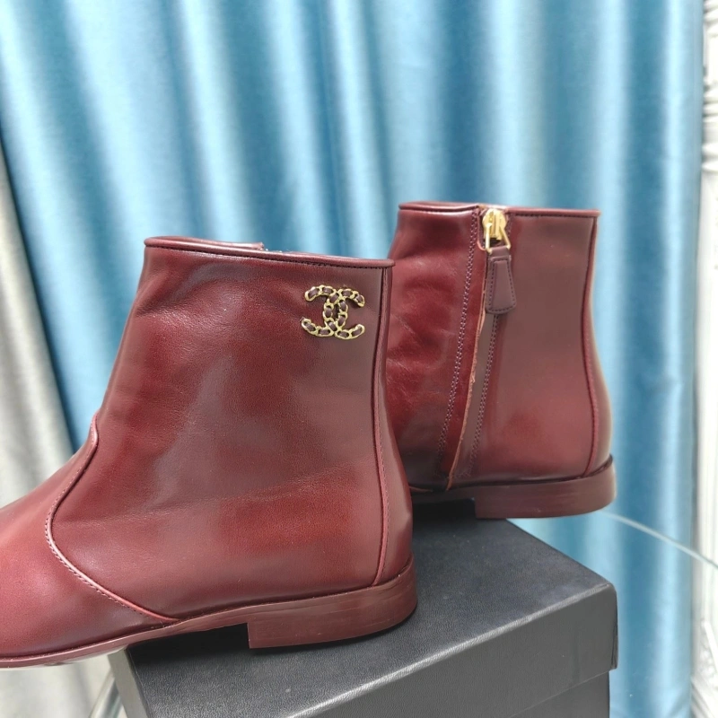 Minimalist Chxnxl Boots 131900