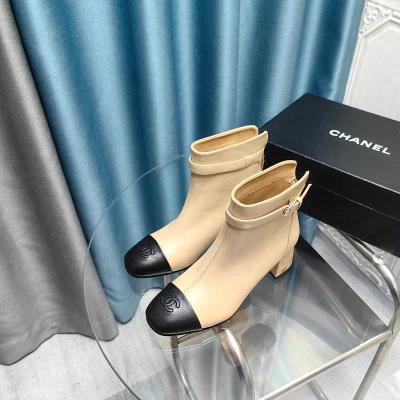 Flexible Chxnxl Boots 131897