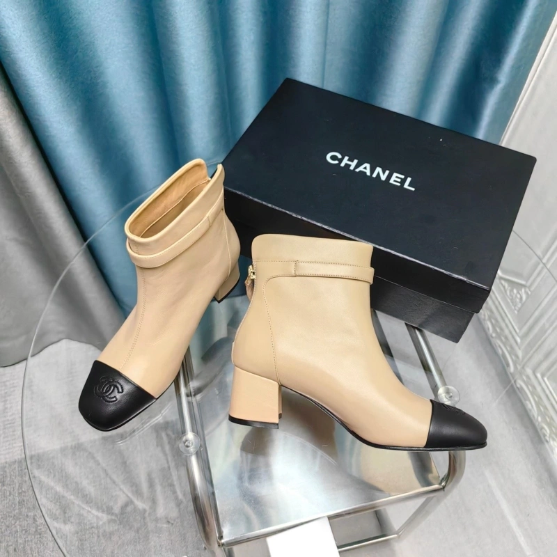 Flexible Chxnxl Boots 131897