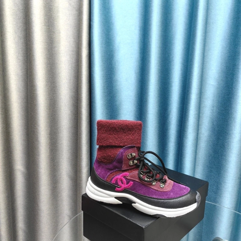 Resilient Chxnxl Sneakers 132078