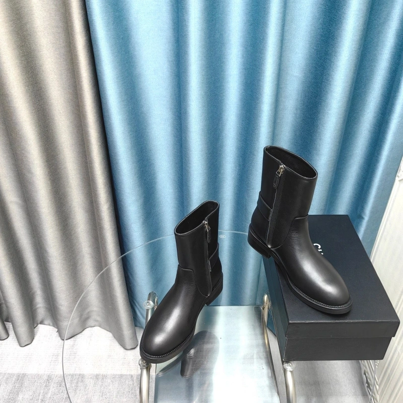 Lightweight Chxnxl Boots 131895