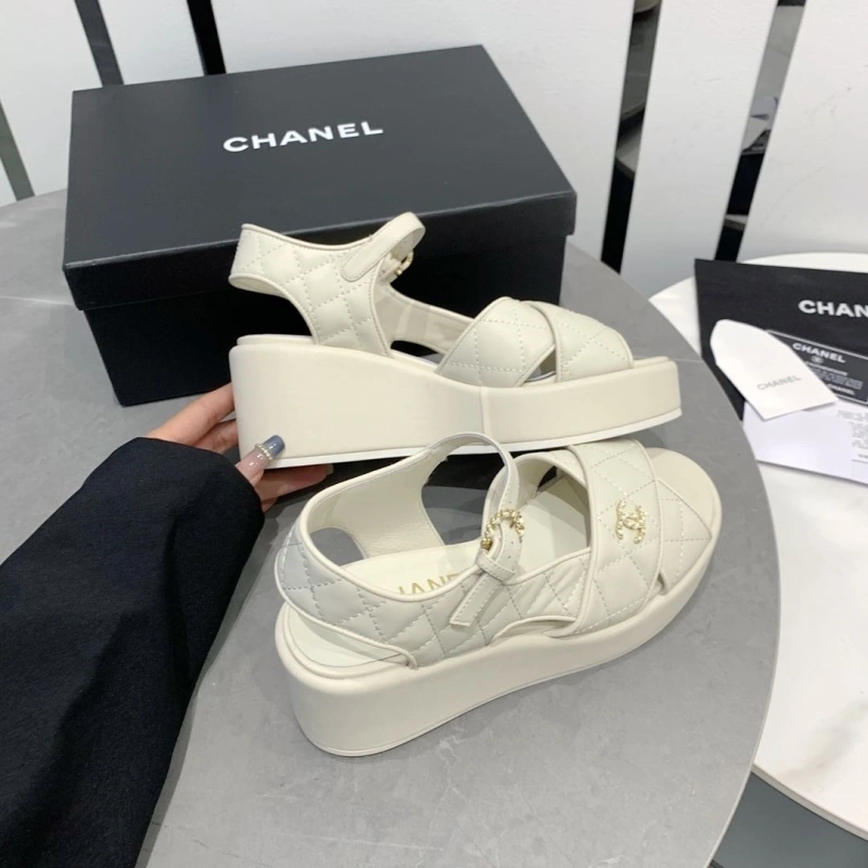 Lightweight Chxnxl Sandals 130915