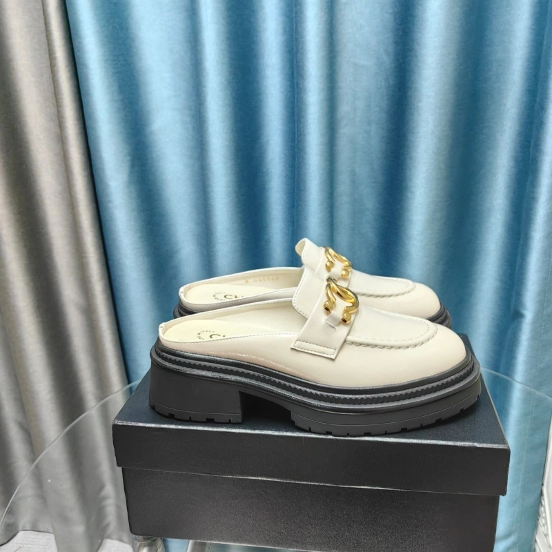 Affordable Chxnxl Slippers 130387