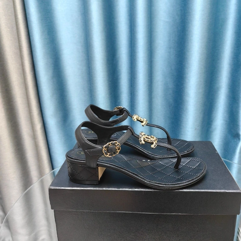 AllSeason Chxnxl Sandals 130916
