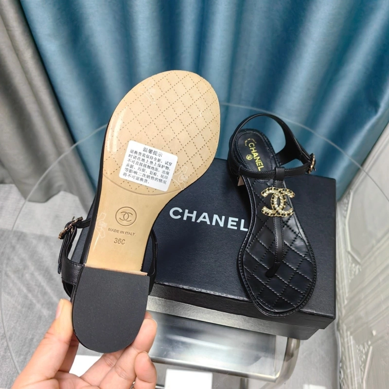AllSeason Chxnxl Sandals 130916