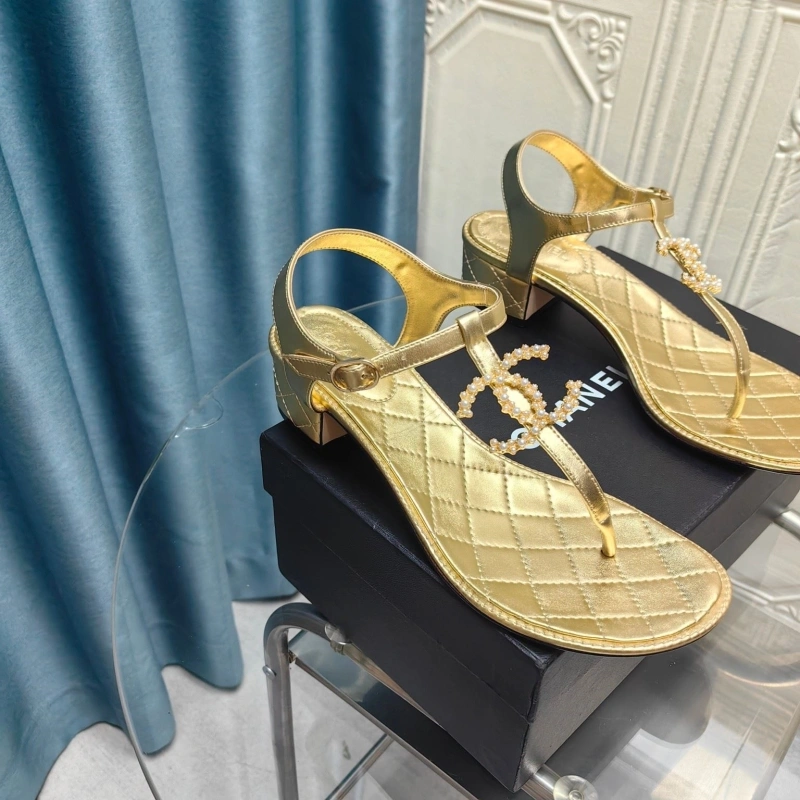 Unique Chxnxl Sandals 130912