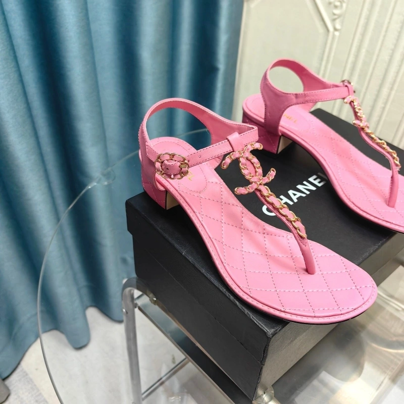 WellDesigned Chxnxl Sandals 130907