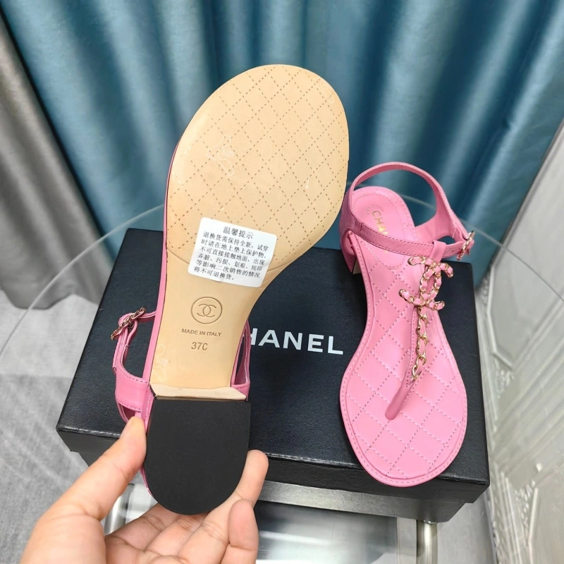WellDesigned Chxnxl Sandals 130907
