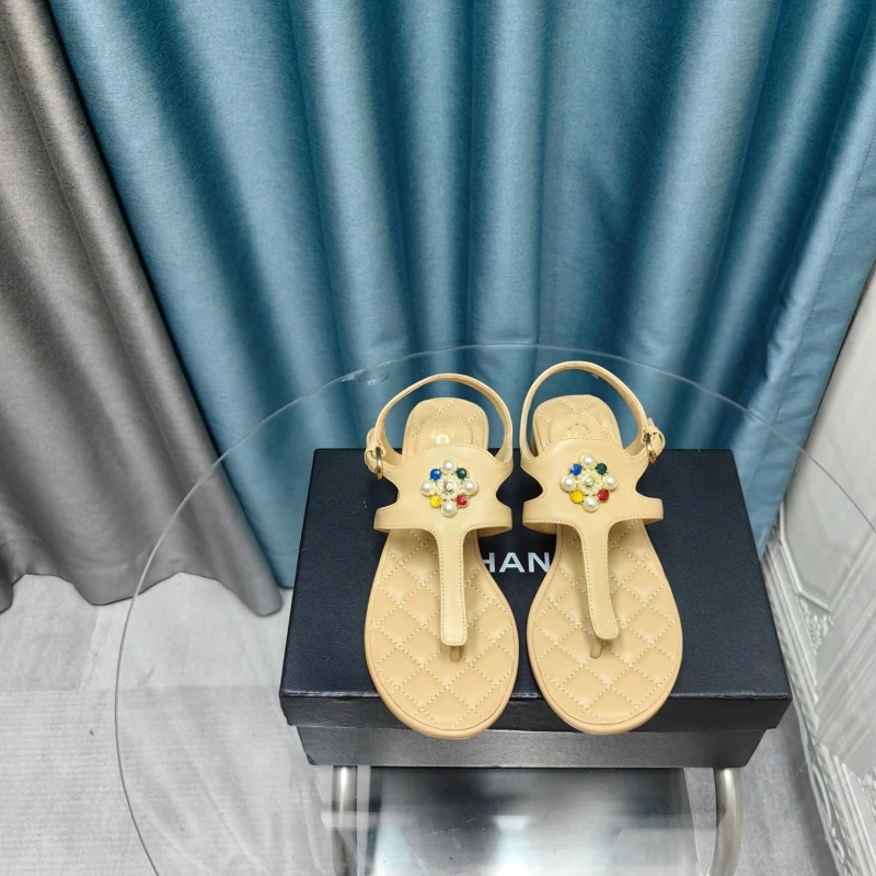 Versatile Chxnxl Sandals 130881