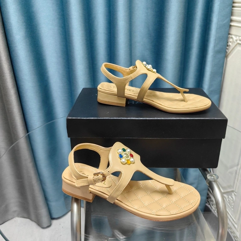 Versatile Chxnxl Sandals 130881