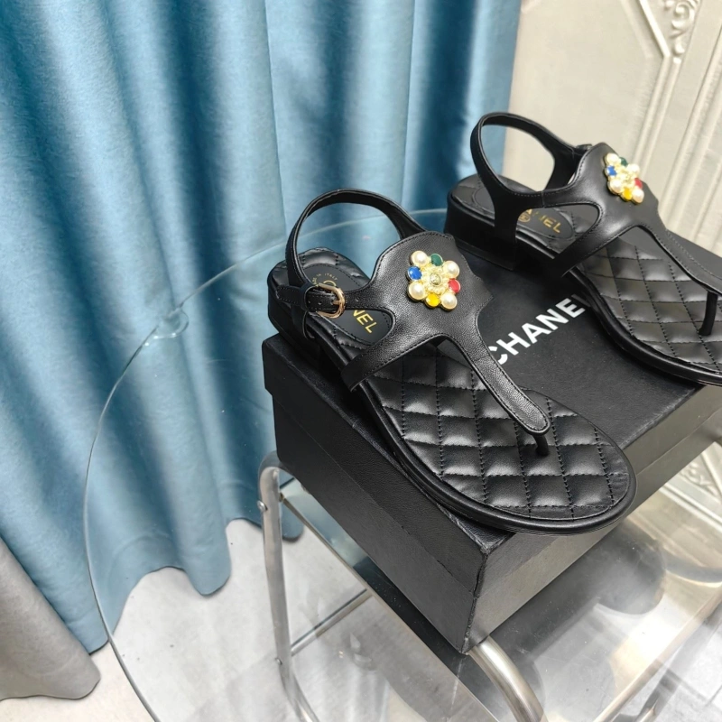 Compact Chxnxl Sandals 130880