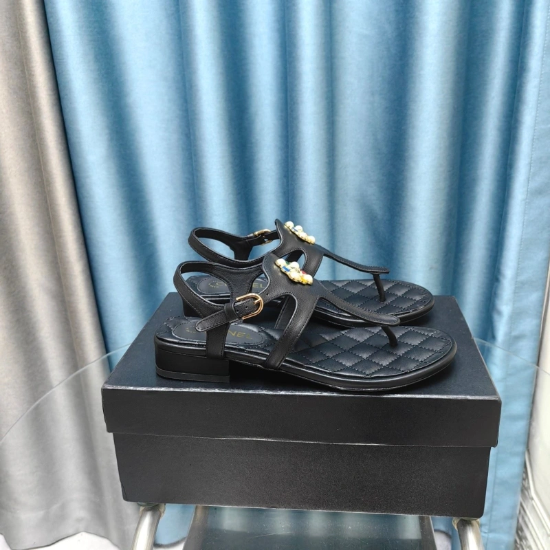 Compact Chxnxl Sandals 130880