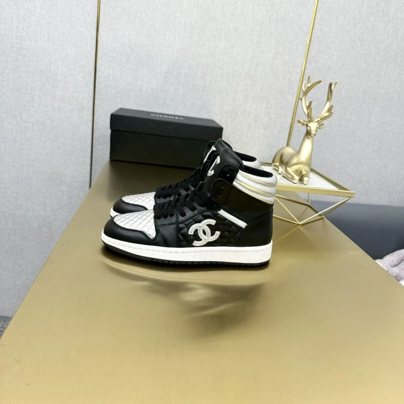 EyeCatching Chxnxl Sneakers 132064