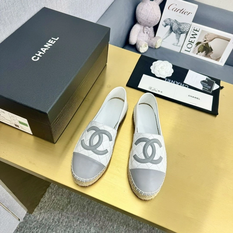 GoAnywhere Chxnxl Flat Shoes 131692