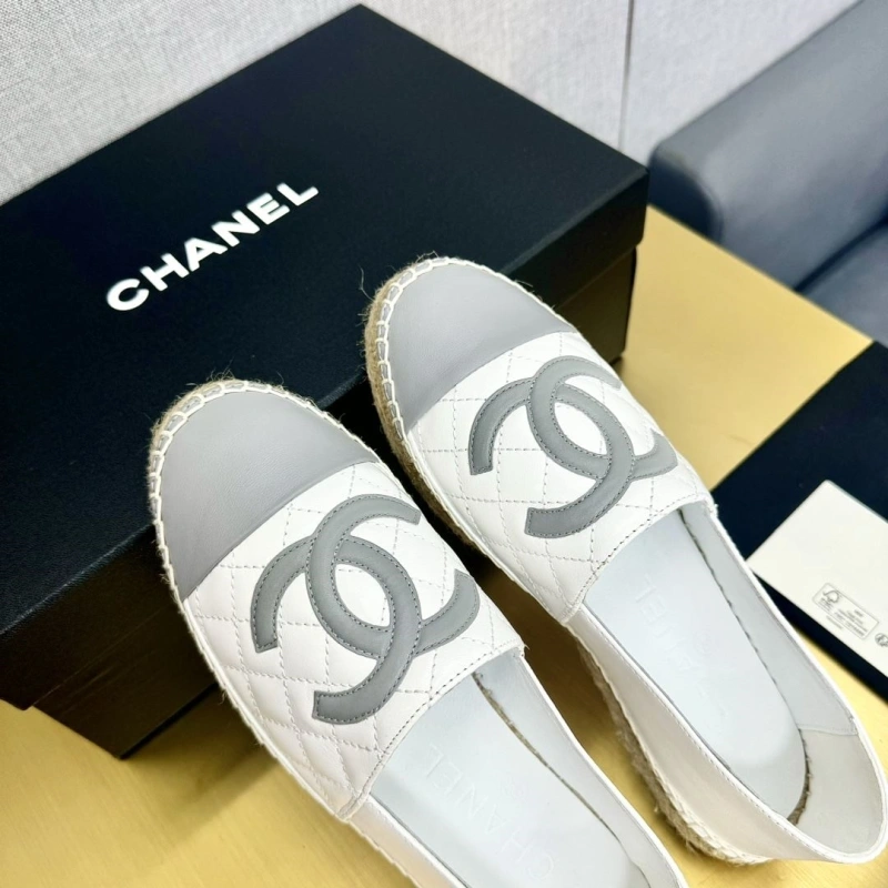 GoAnywhere Chxnxl Flat Shoes 131692
