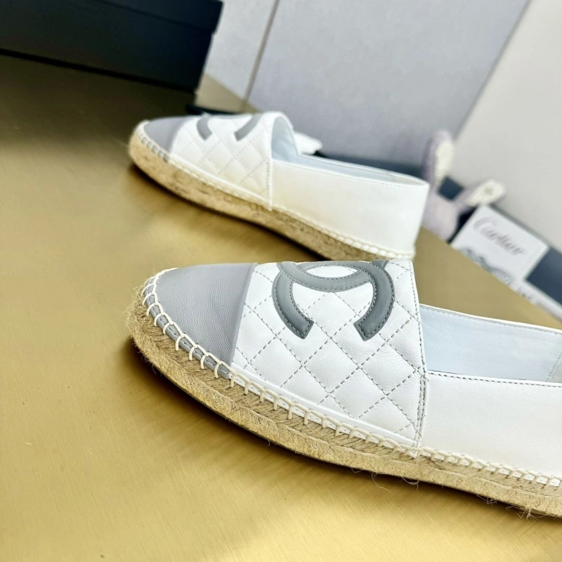 GoAnywhere Chxnxl Flat Shoes 131692
