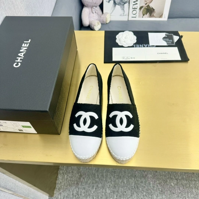 Functional Chxnxl Flat Shoes 131691