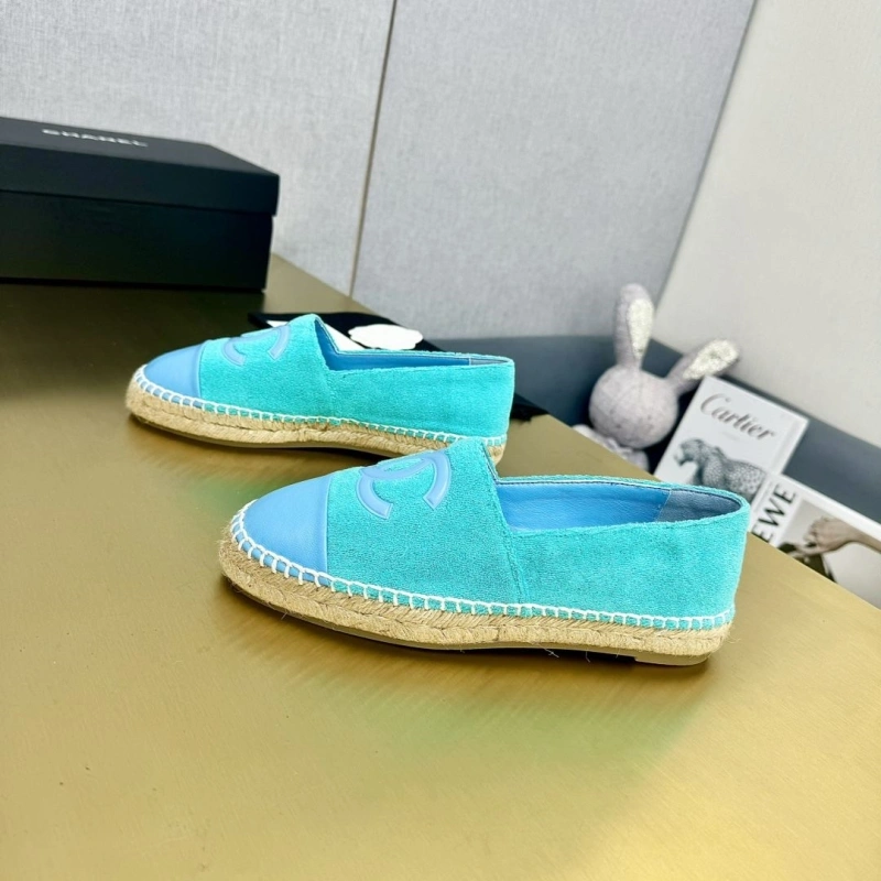 Sleek Chxnxl Flat Shoes 131693
