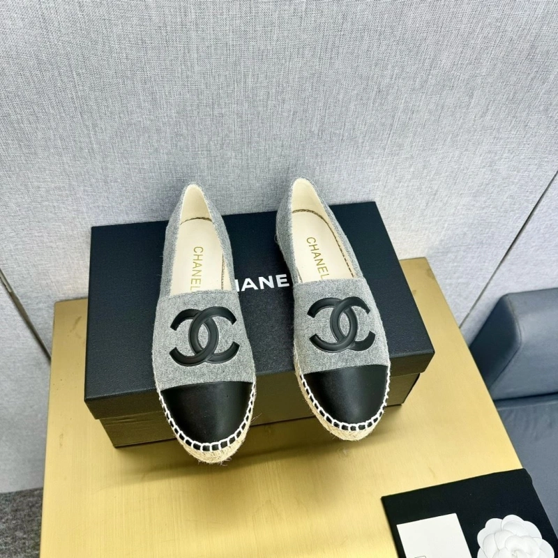 Sleek Chxnxl Flat Shoes 131696