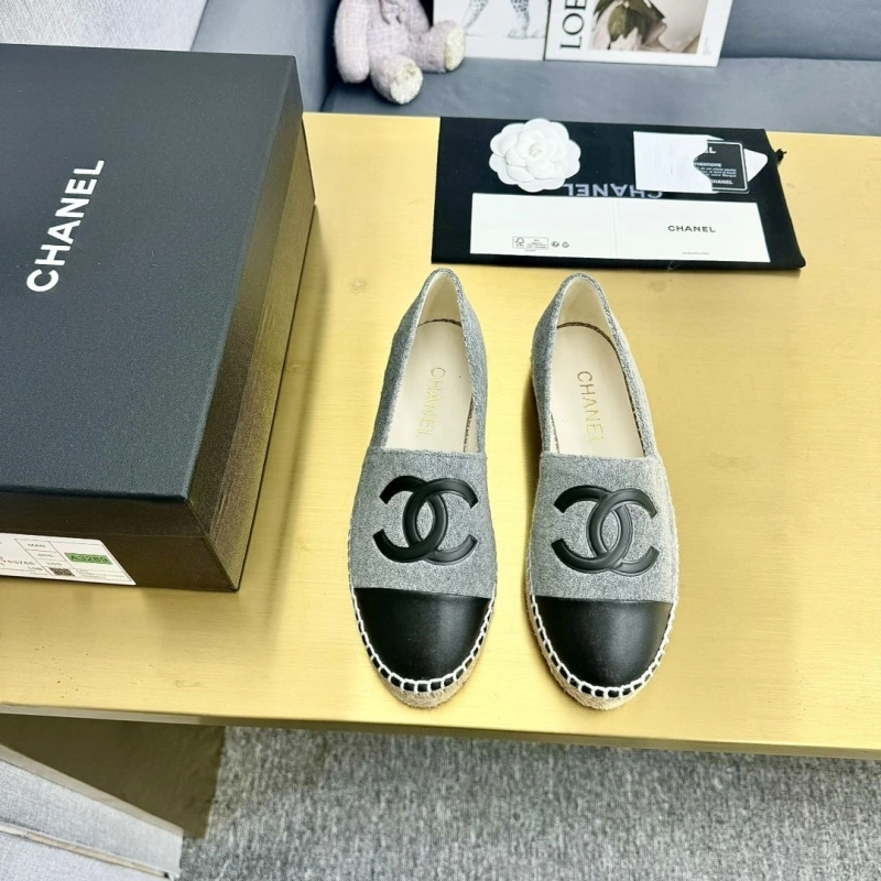 Sleek Chxnxl Flat Shoes 131696
