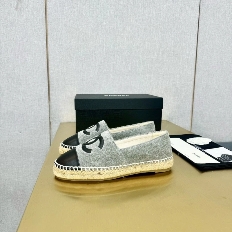 Sleek Chxnxl Flat Shoes 131696