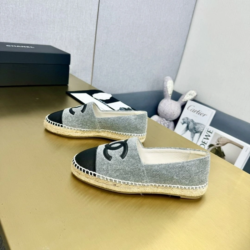 Sleek Chxnxl Flat Shoes 131696