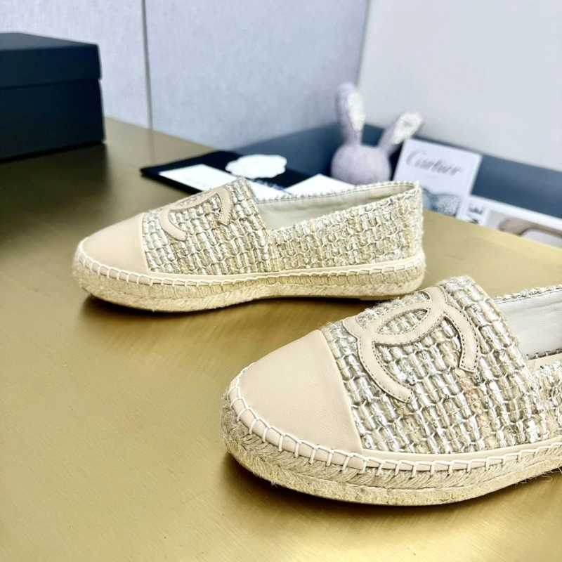 Modern Chxnxl Flat Shoes 131685